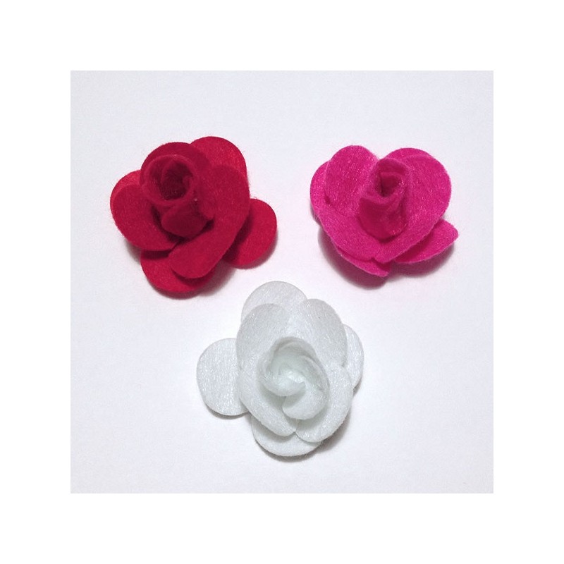 Rose feutrine en 3 d couleur au choix