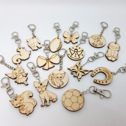 Porte-clef ballon rugby bois à décorer ou pas fabriqué France cadeau